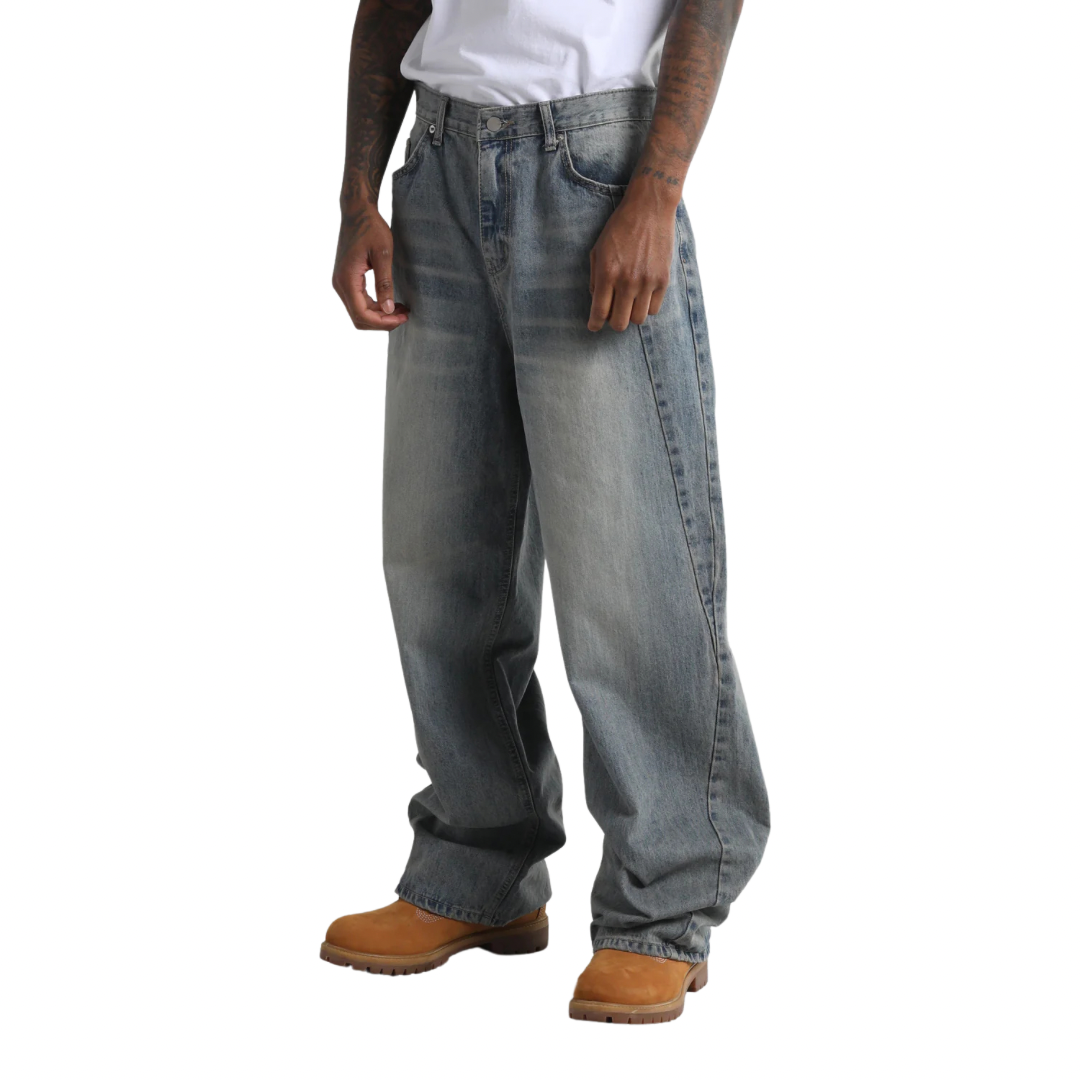 【預購】Shaka Wear Twisted Baggy Jeans 水洗微喇牛仔褲